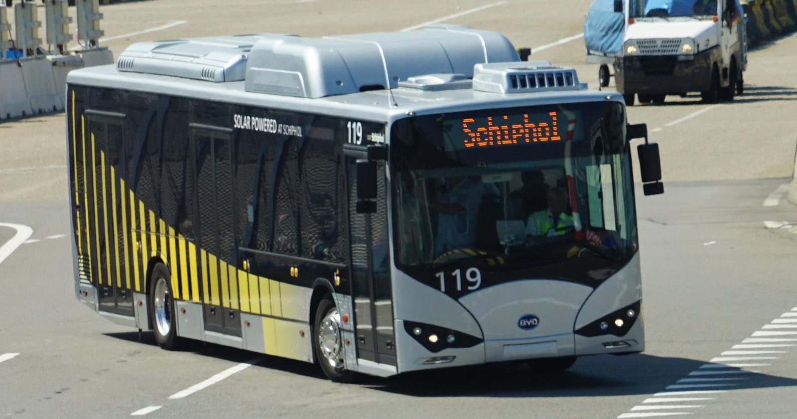 Brussels Airport orders 30 Chinese electric buses