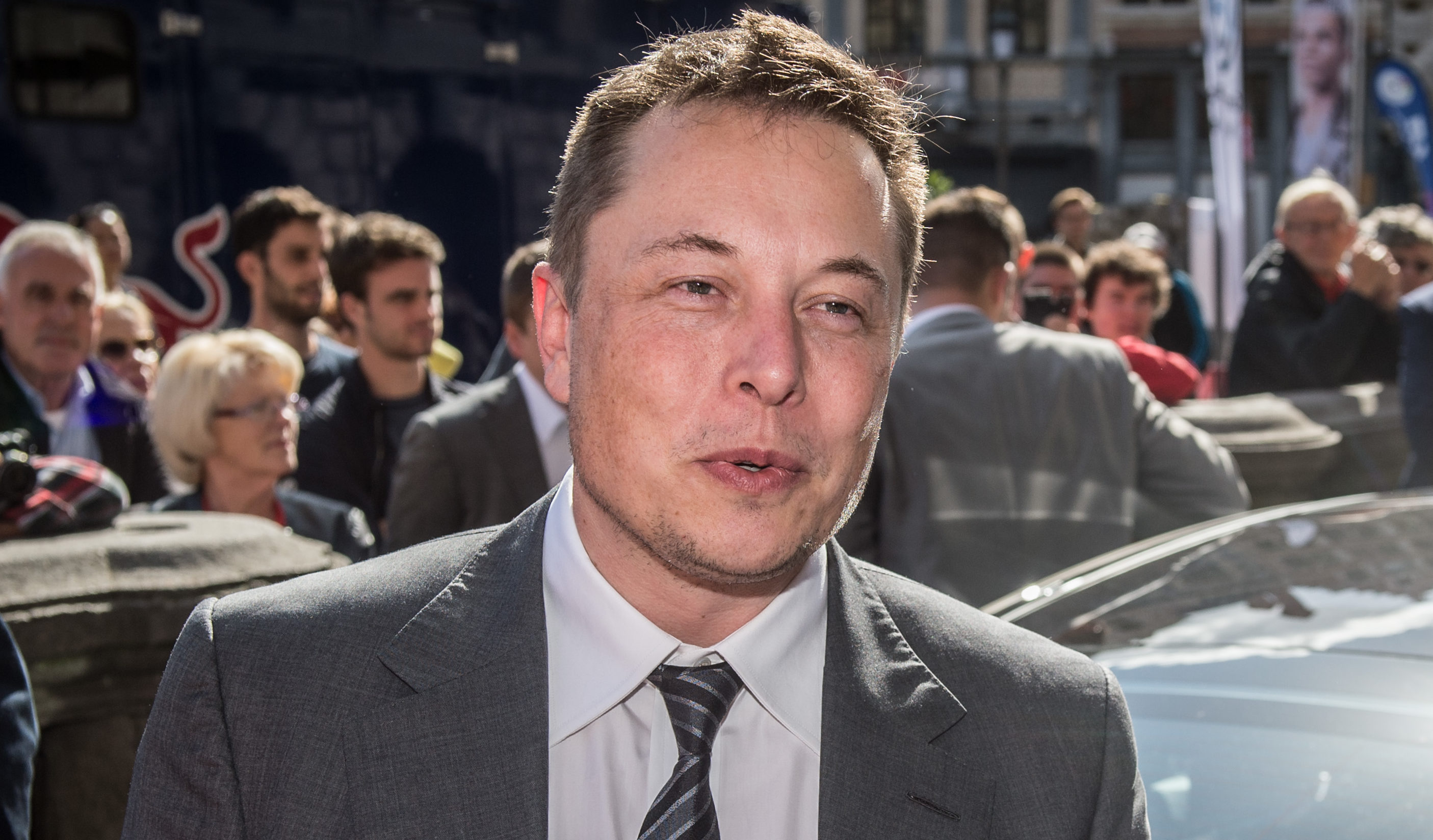Elon Musk promising too much too soon?