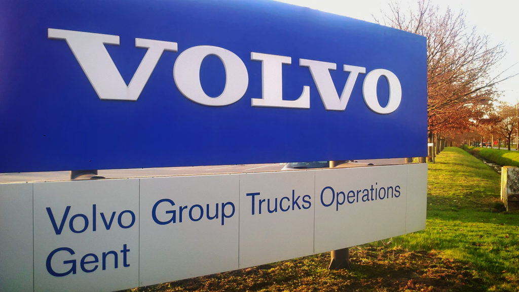 Geely takes major part in Volvo Trucks