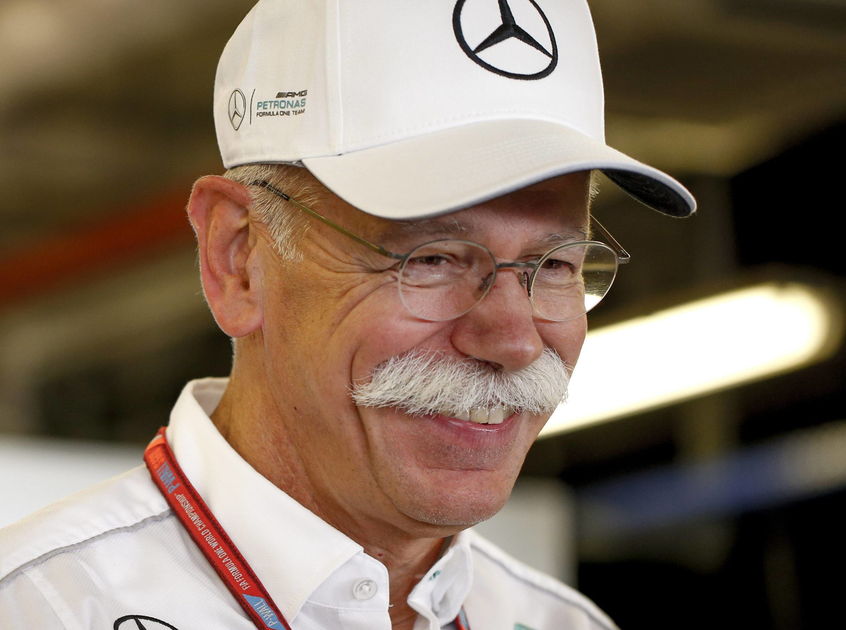 Zetsche to leave Daimler for TUI in 2018
