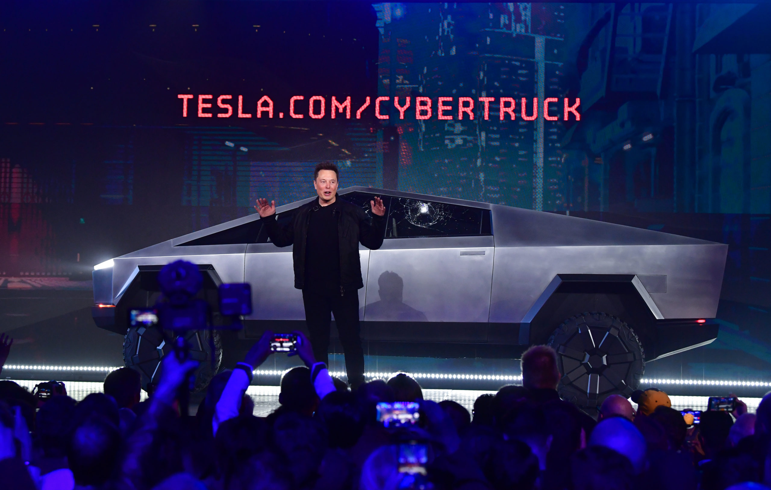 Jackpot for Musk: Tesla passes 100-billion-dollar ceiling