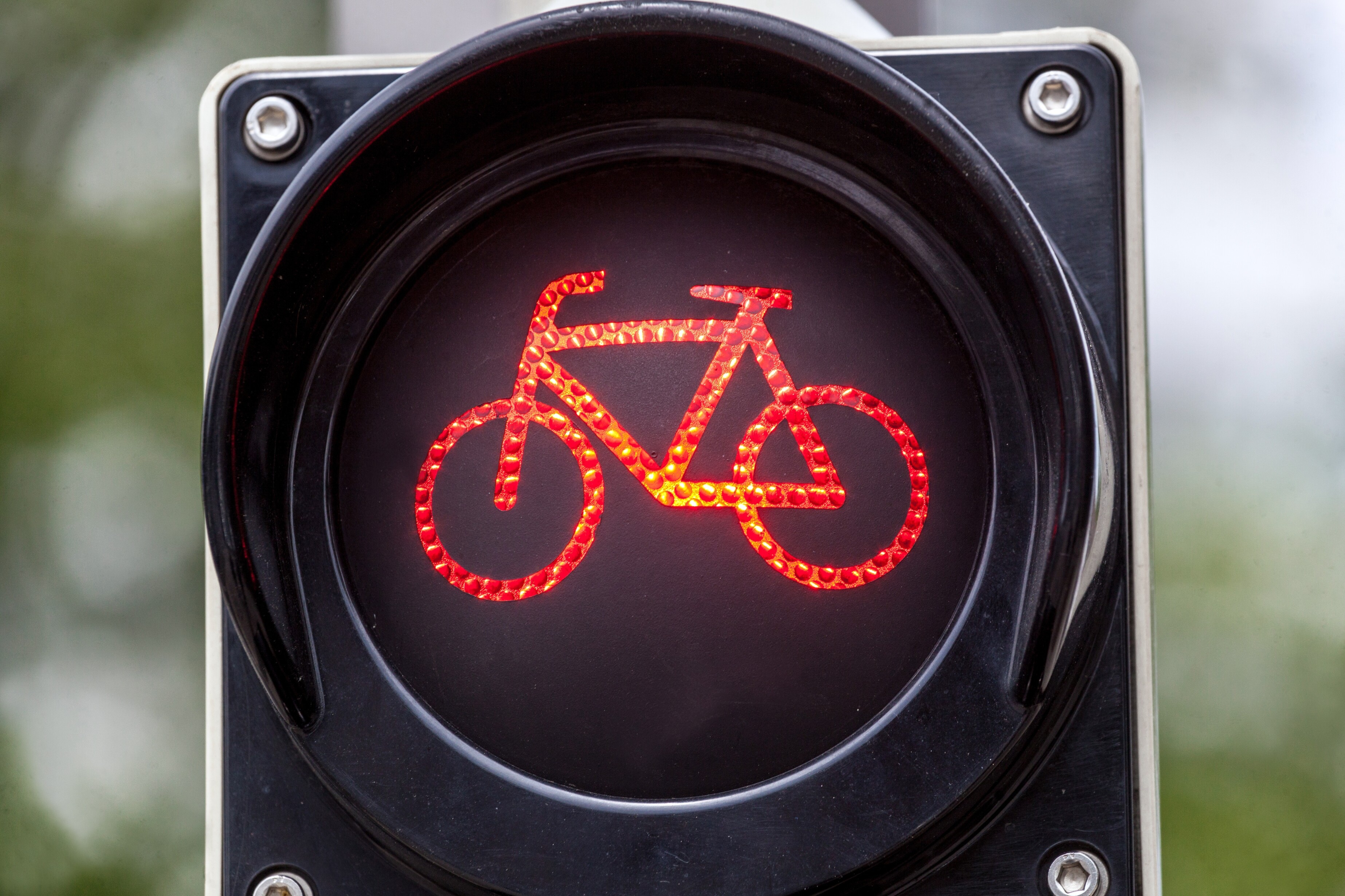 Vias survey: ‘cyclists admit more dangerous behavior’