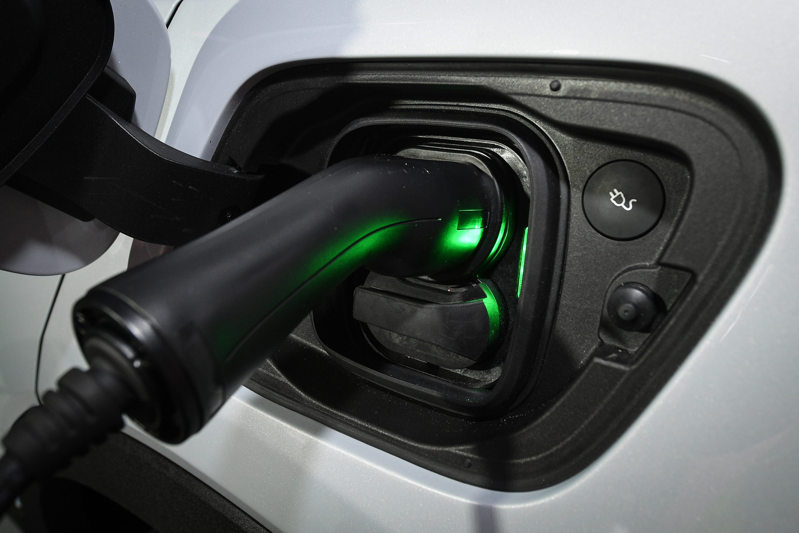 Will 2020 be tipping point for electric car?
