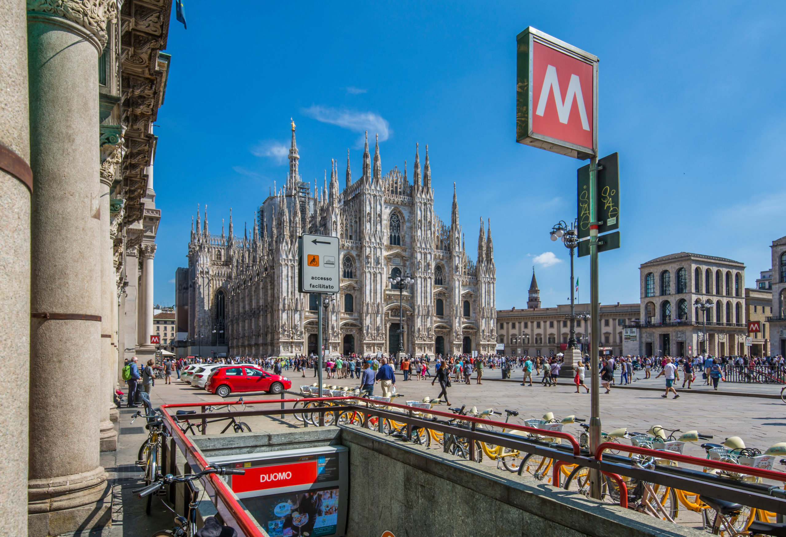 Crisis pushes fashion city Milan to become ‘cycling city’