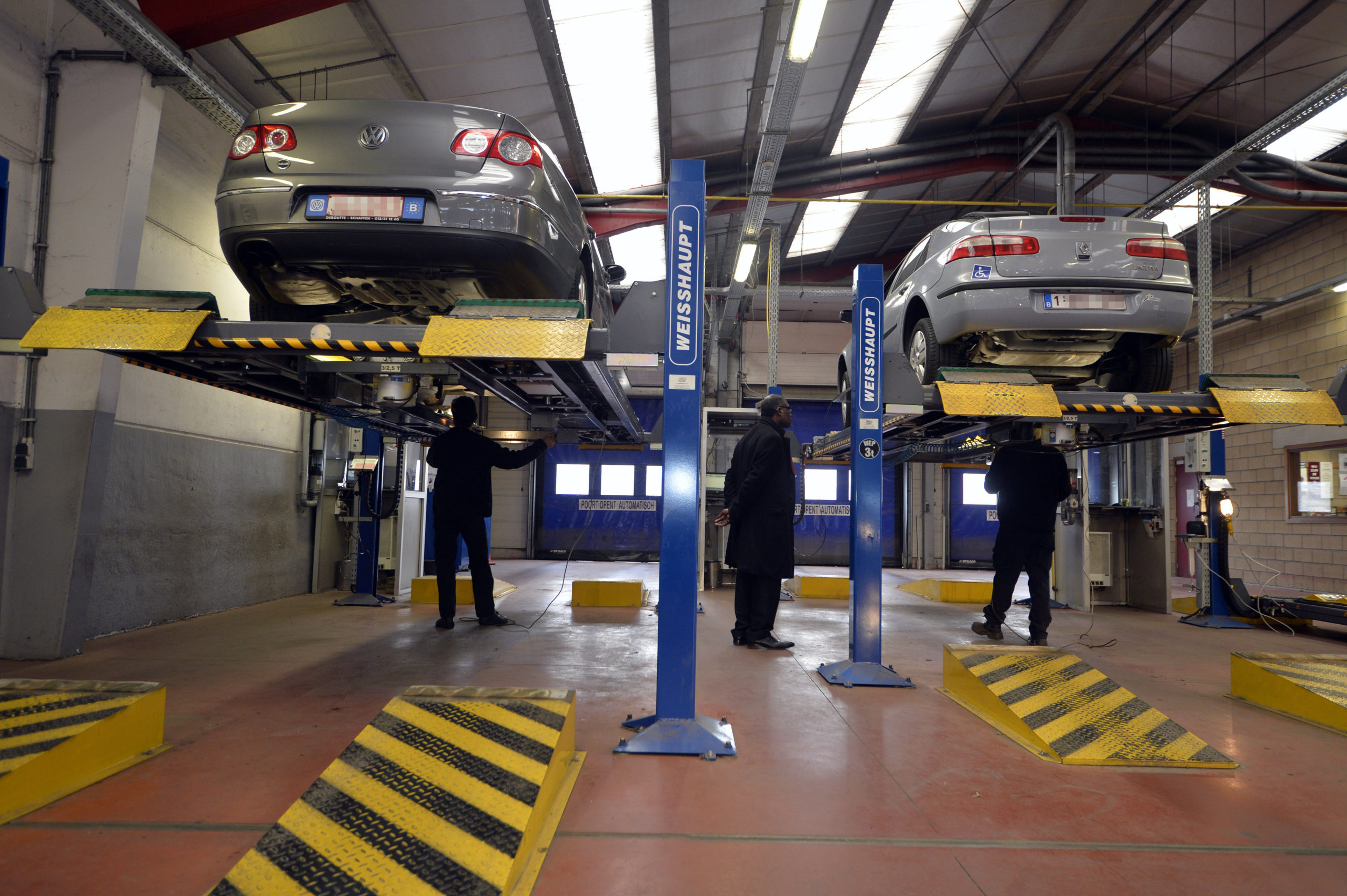 Wallonia: 180 000 cars waiting for technical inspection
