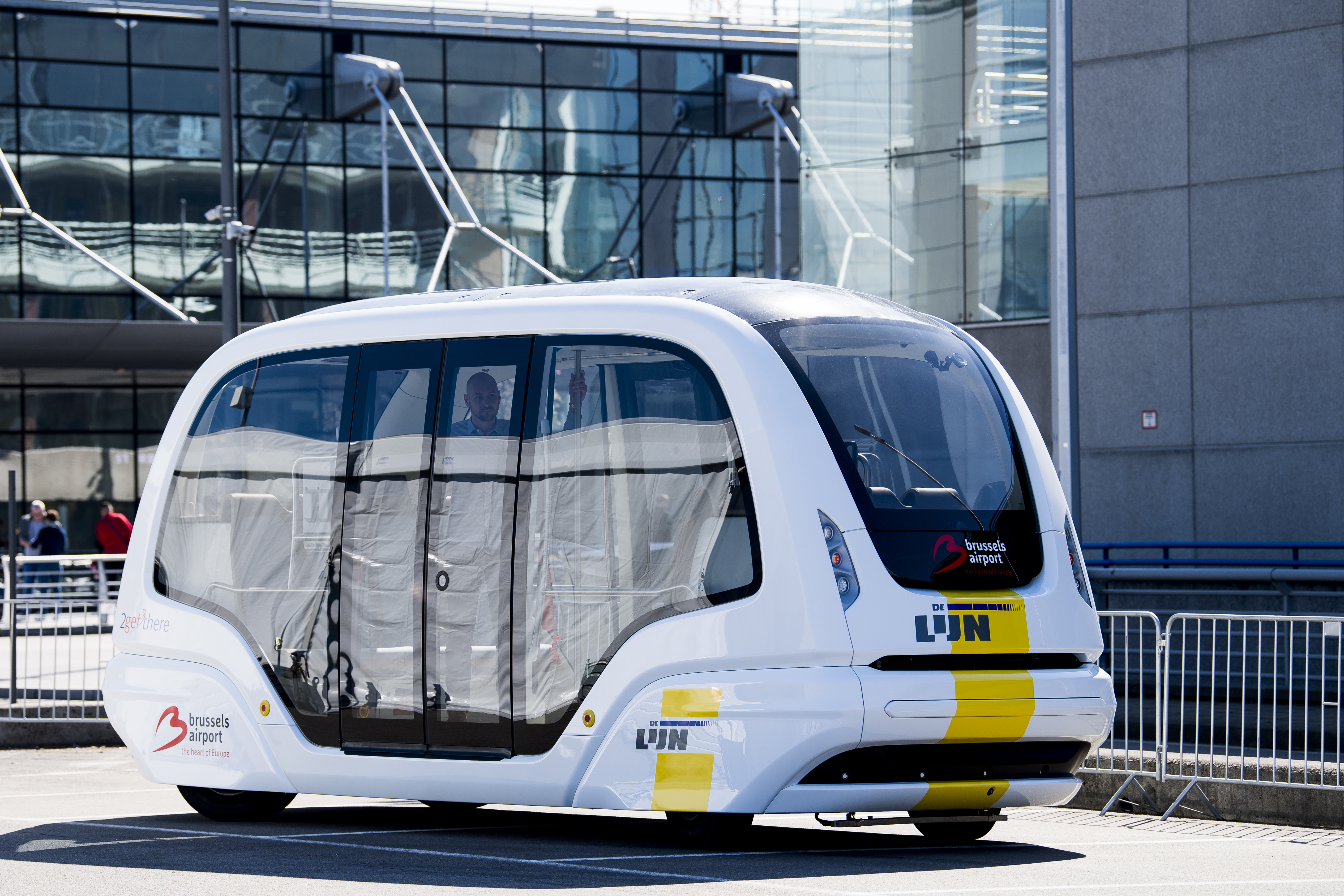 Flemish test with self-driving shuttles on dead track