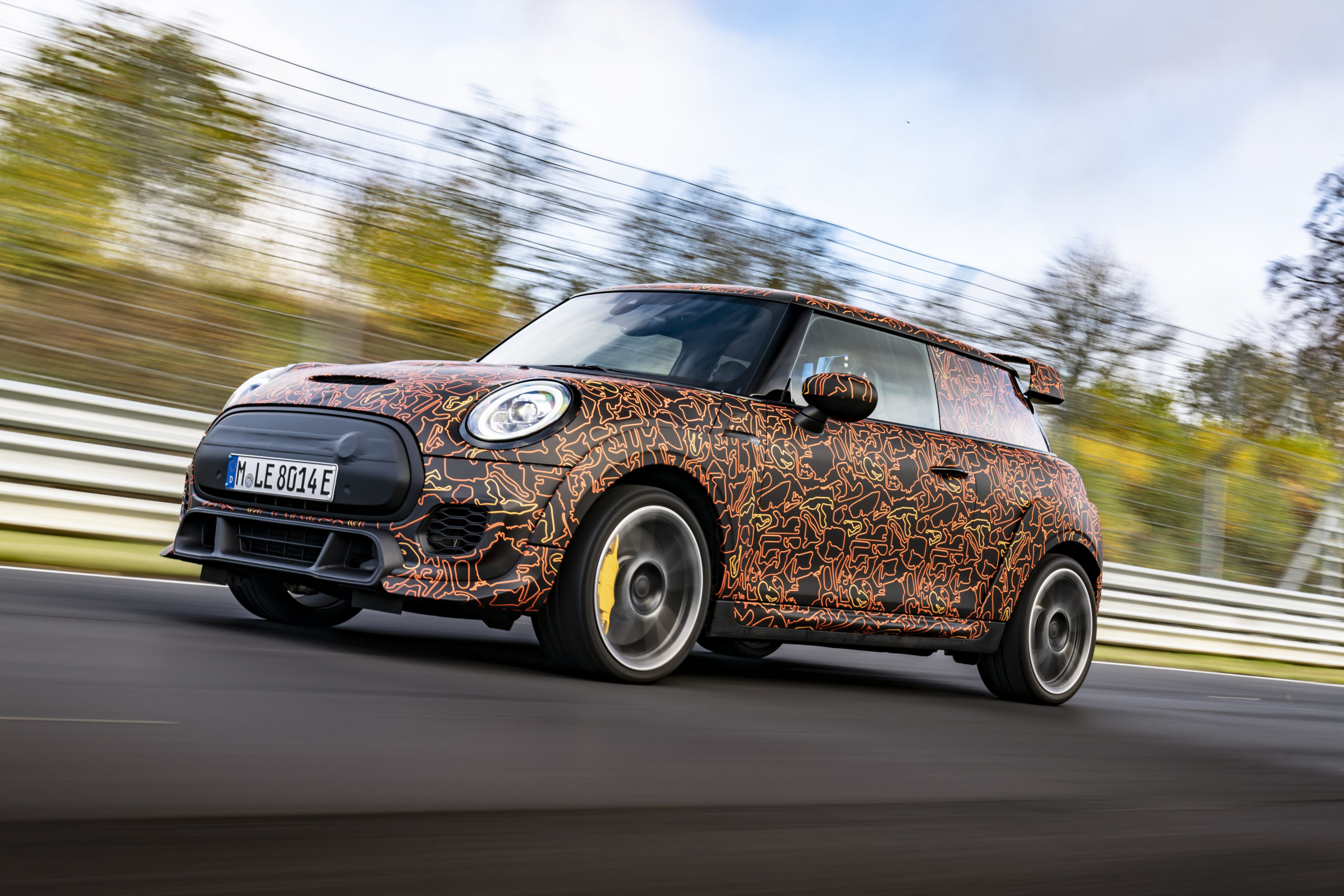 Mini goes also for performance EVs