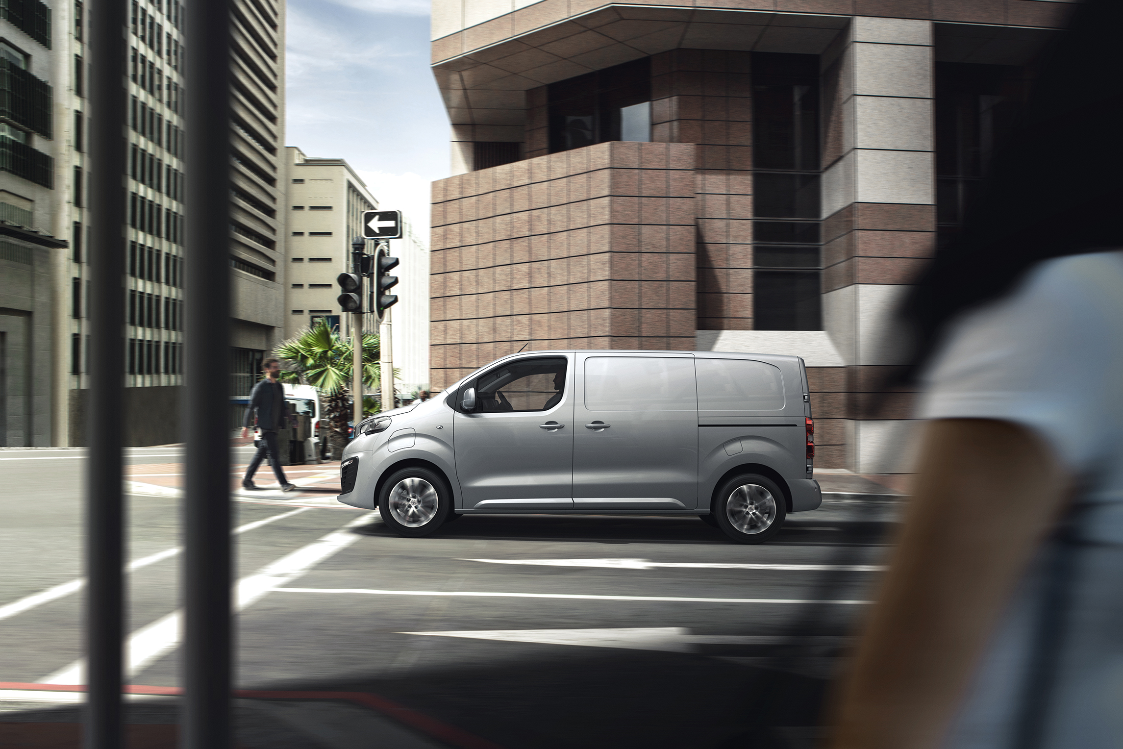 Stellantis to offer Peugeot, Citroën, and Opel fuel cell vans