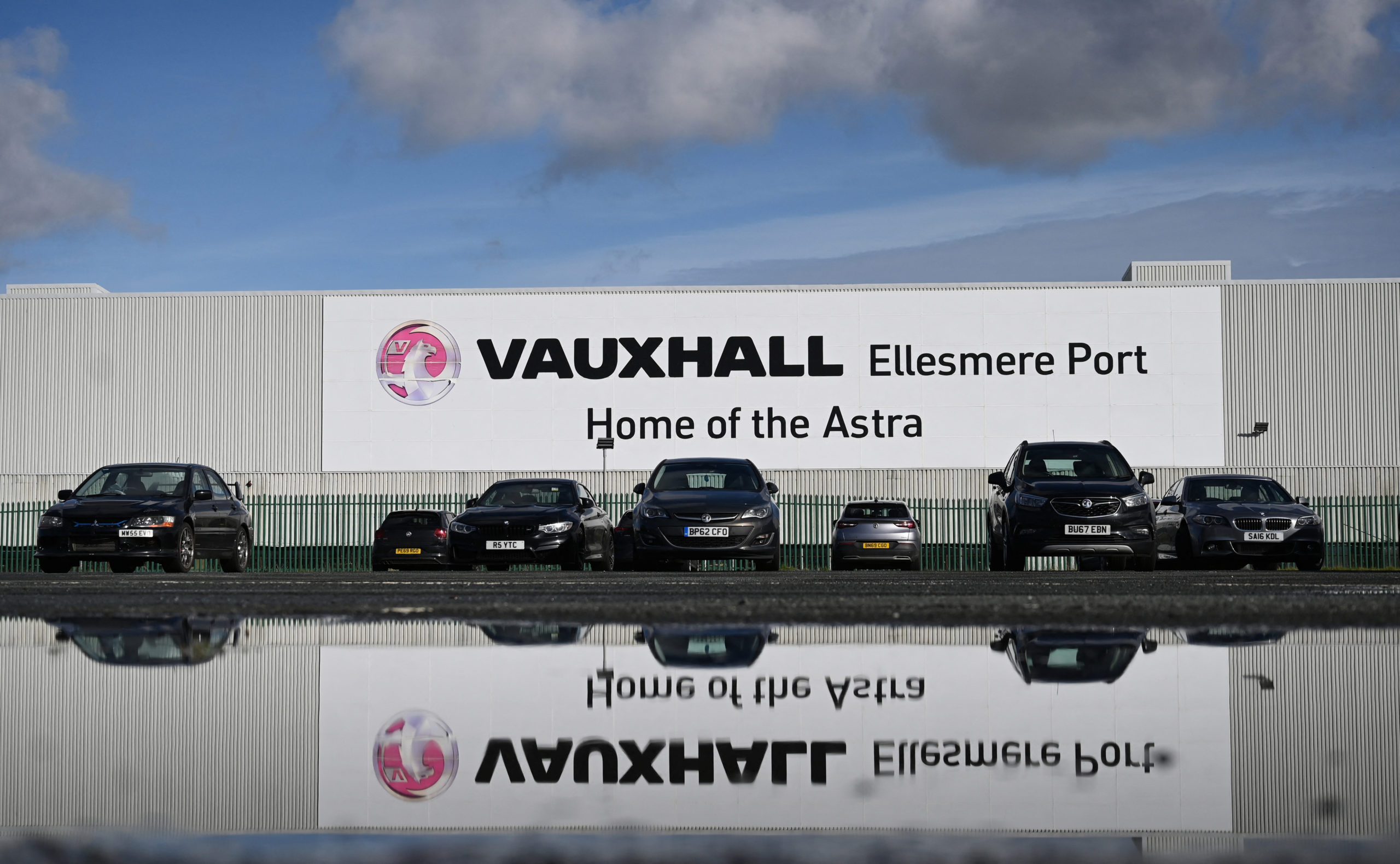 Stellantis converts UK Vauxhall plant for all-electric production