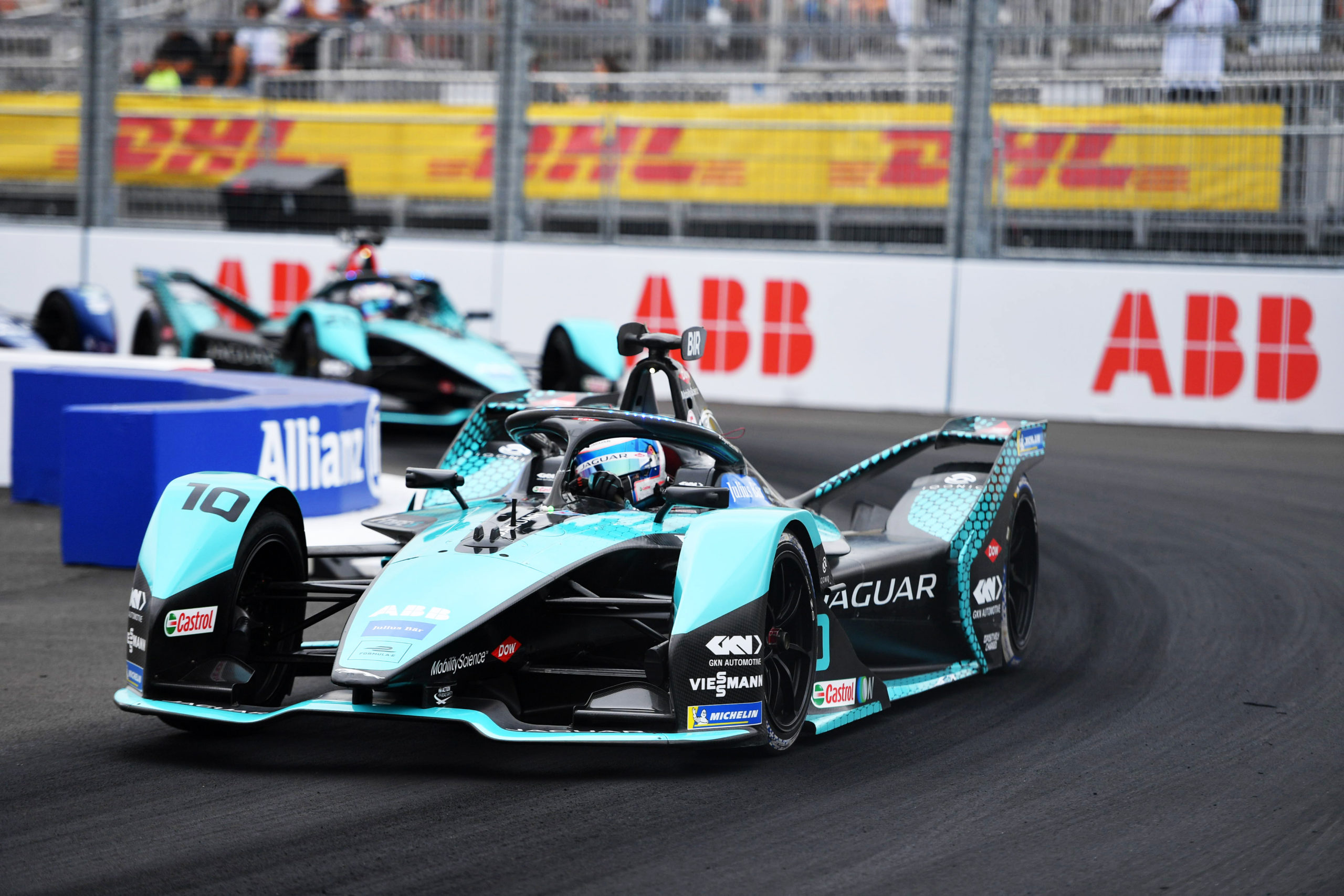 Jaguar Racing commits to Formula E Gen3 era