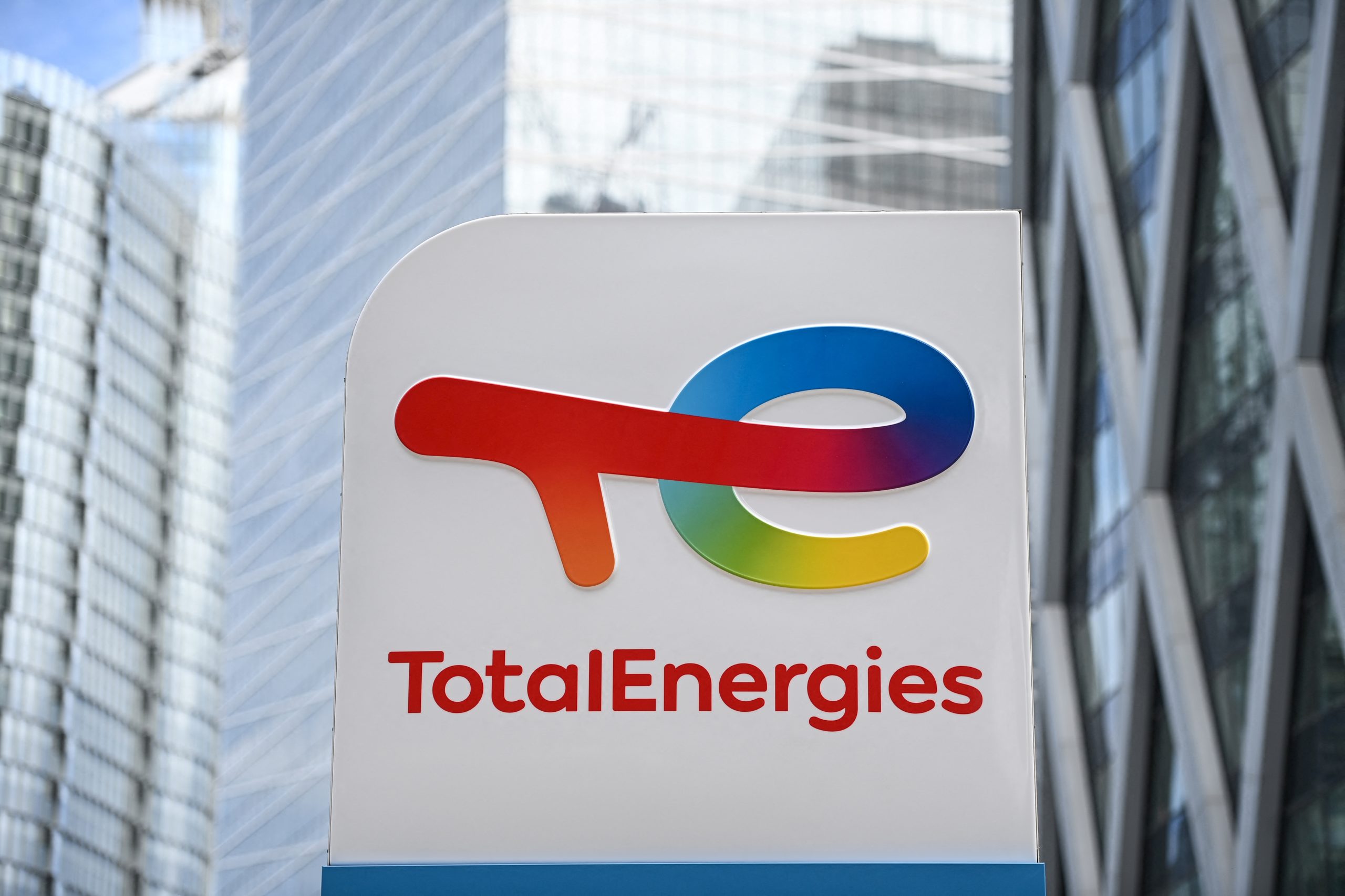 TotalEnergies to install 11 000 fast-charging stations in China