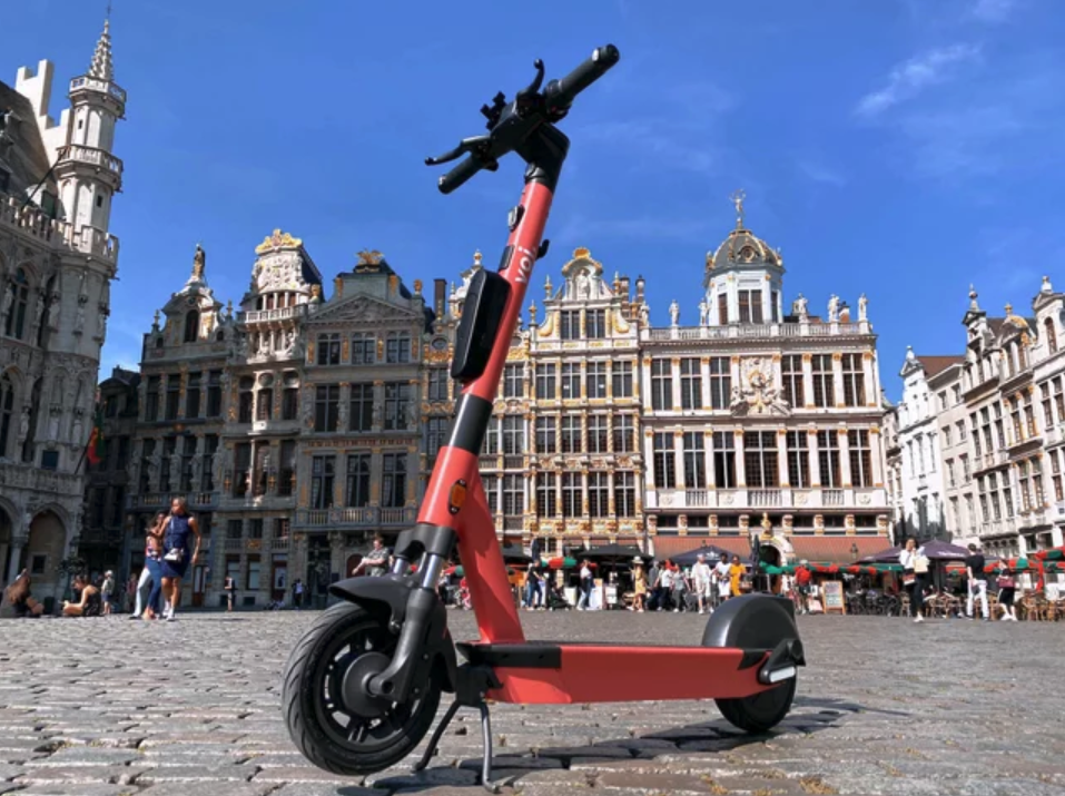 Swedish Voi launches 2 000 shared e-scooters in Brussels