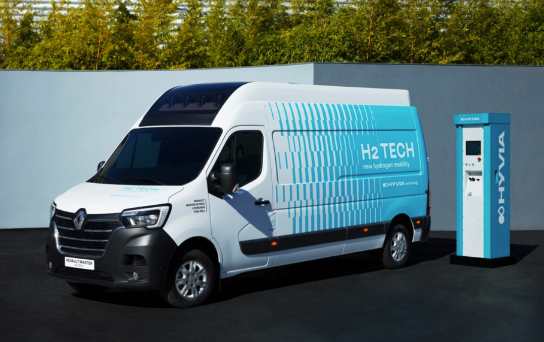 Hyvia unveils its first Renault Master on hydrogen