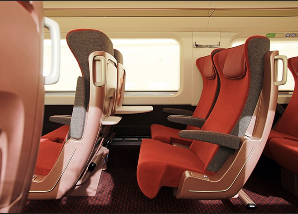 Thalys puts renewed train carriages into operation