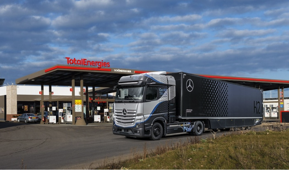 Daimler Truck and TotalEnergies to kick start hydrogen rollout