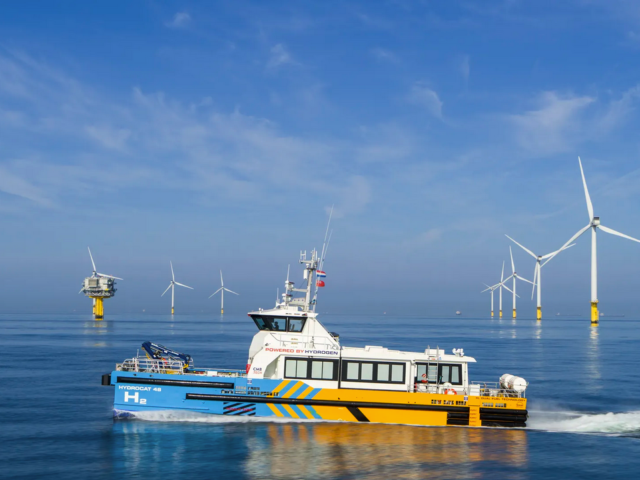 Hydrocat: first H2-powered crew transfer vessel for wind parks