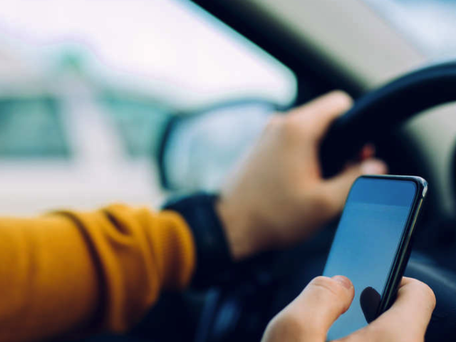 New campaign to tackle cell phone use while driving