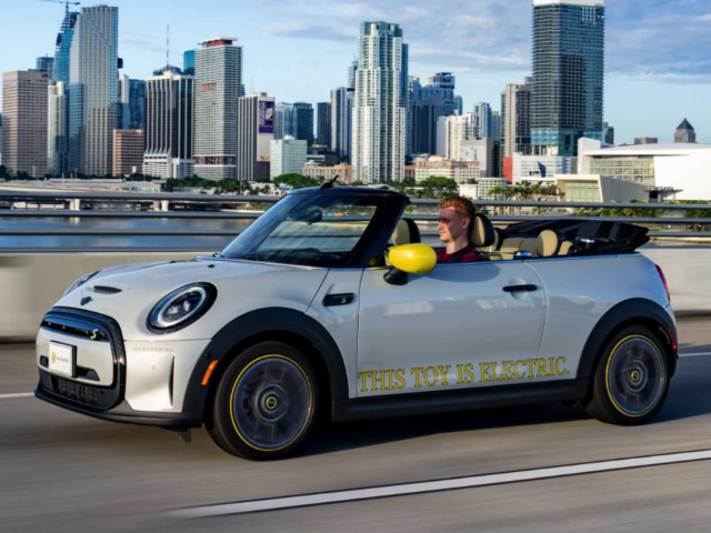 Mini shows one-off electric convertible