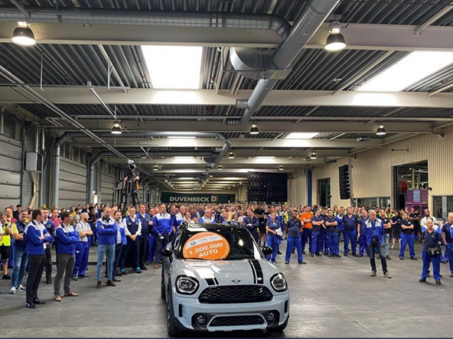 VDL Nedcar to extend MINI production by four months