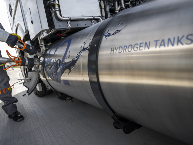 ICCT: ‘Subsidies needed to make hydrogen trucks viable by 2030’