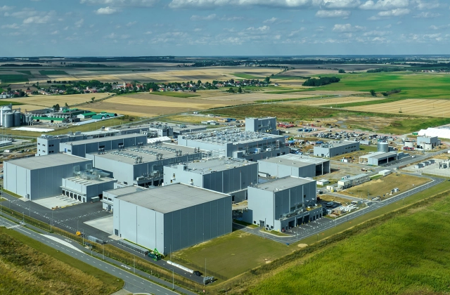 Umicore opens Europe’s first battery materials ‘gigafactory’ in Poland