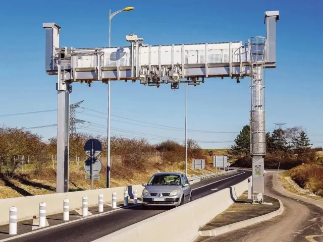 France goes for barrier-free toll highways