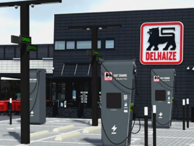 Delhaize to install 1 800 public fast-charging stations on its sites