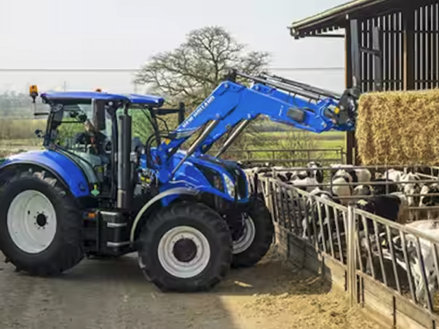 New Holland presents first methane-powered tractor at Agriflanders
