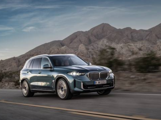 BMW presents updated X5 and X6