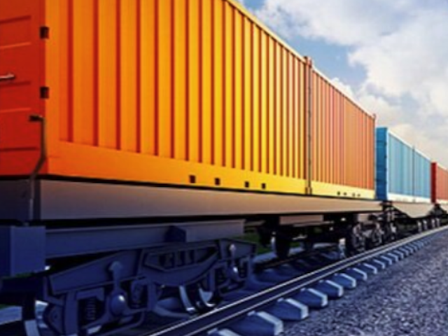 Freight transport by rail drops to lowest level in six years