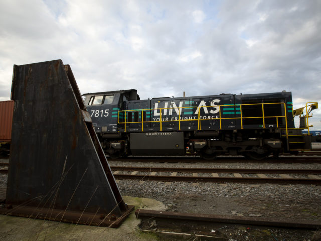 Lineas opens new freight train link from Ghent to Lyon