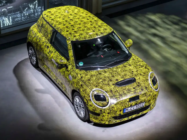 Tidbits leaked of BMW’s beefed-up MINI Cooper Electric