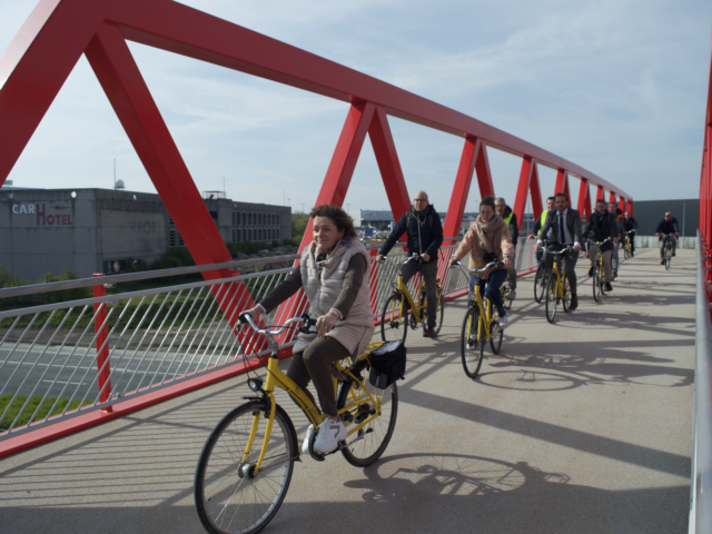 Bicycle bridge between Vilvoorde and Brucargo to encourage commuting