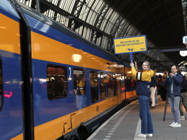 NS-Intercity Amsterdam-Brussels cuts travel time by half an hour