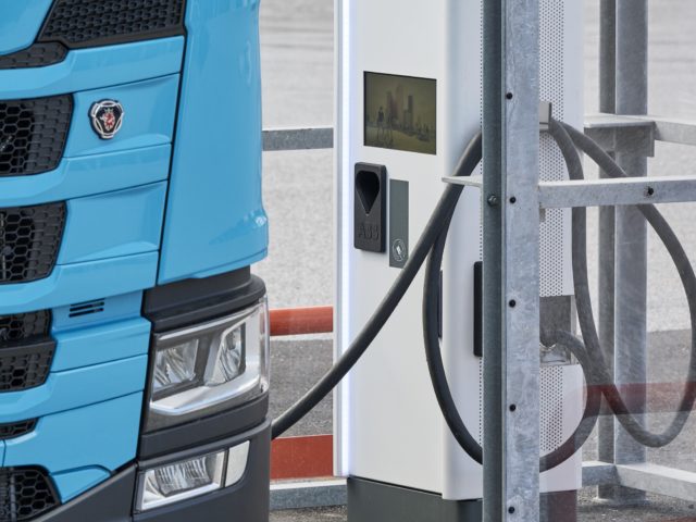 ABB tests Megawatt Charging System (MCS) with some help from Scania
