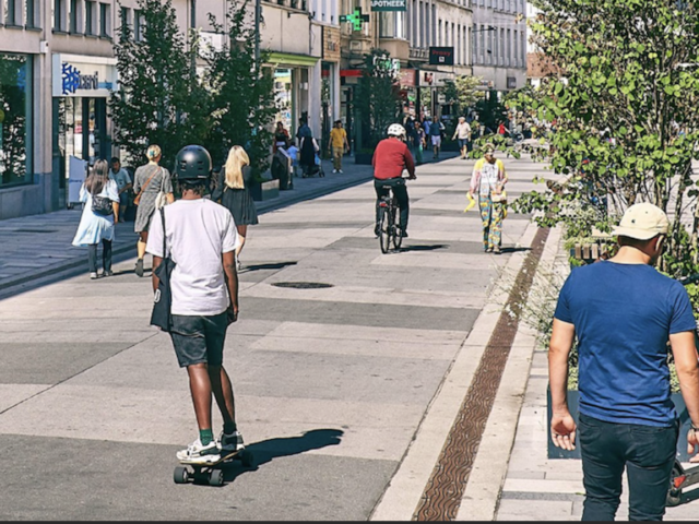 Brussels MR wants ban on bikes and e-scooters in busy pedestrian areas