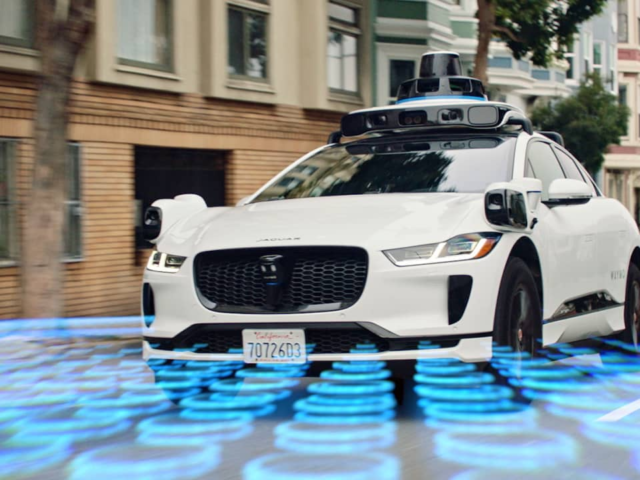 Uber to deploy robotaxis together with Waymo