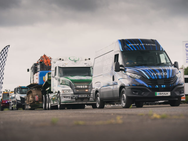 Iveco eDaily tows 153 tons setting new Guinness World Record