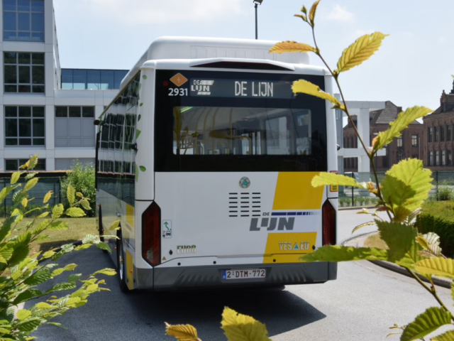 De Lijn launches Hoppin net and scraps 180 bus stops
