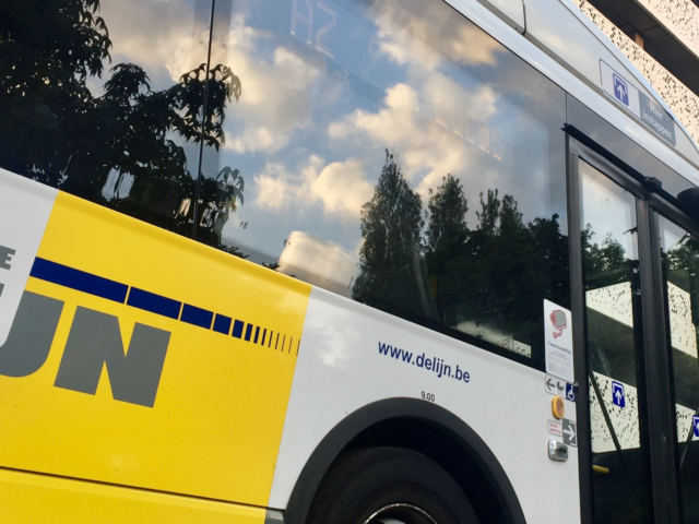 Unions plan awareness-action on aggression against De Lijn bus drivers