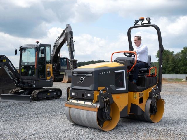 Volvo CE brings electric machine production to US