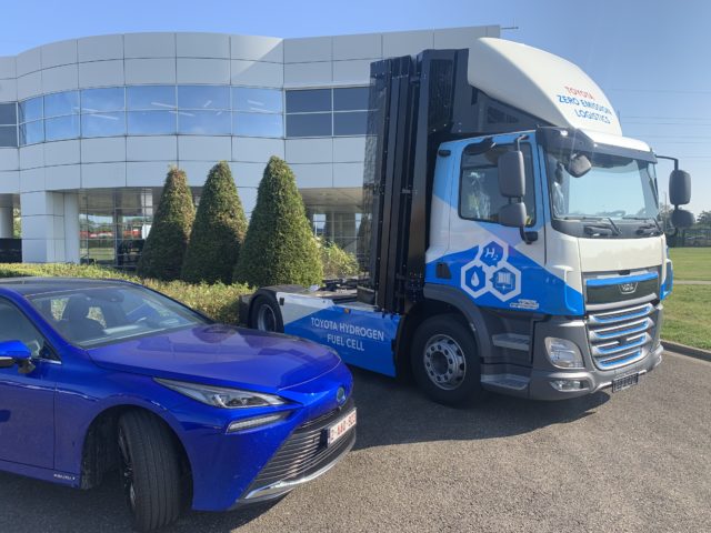Toyota Motor Europe gets first DAF hydrogen fuel cell truck from VDL